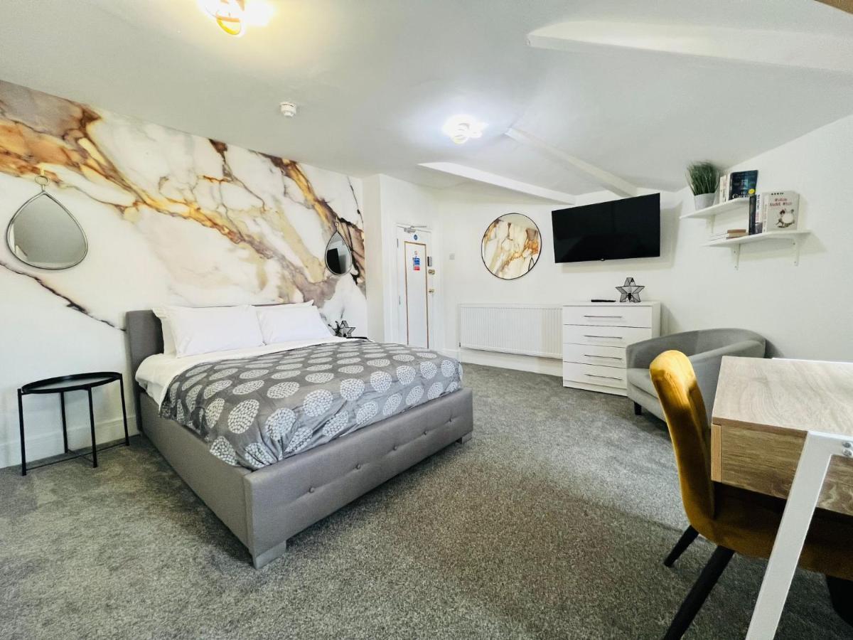 One Battison - Affordable Rooms, Suites & Studios In Stoke On Trent エクステリア 写真