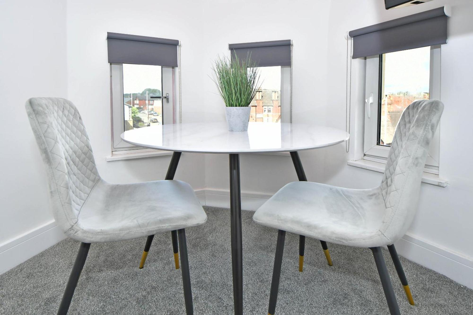 One Battison - Affordable Rooms, Suites & Studios In Stoke On Trent エクステリア 写真
