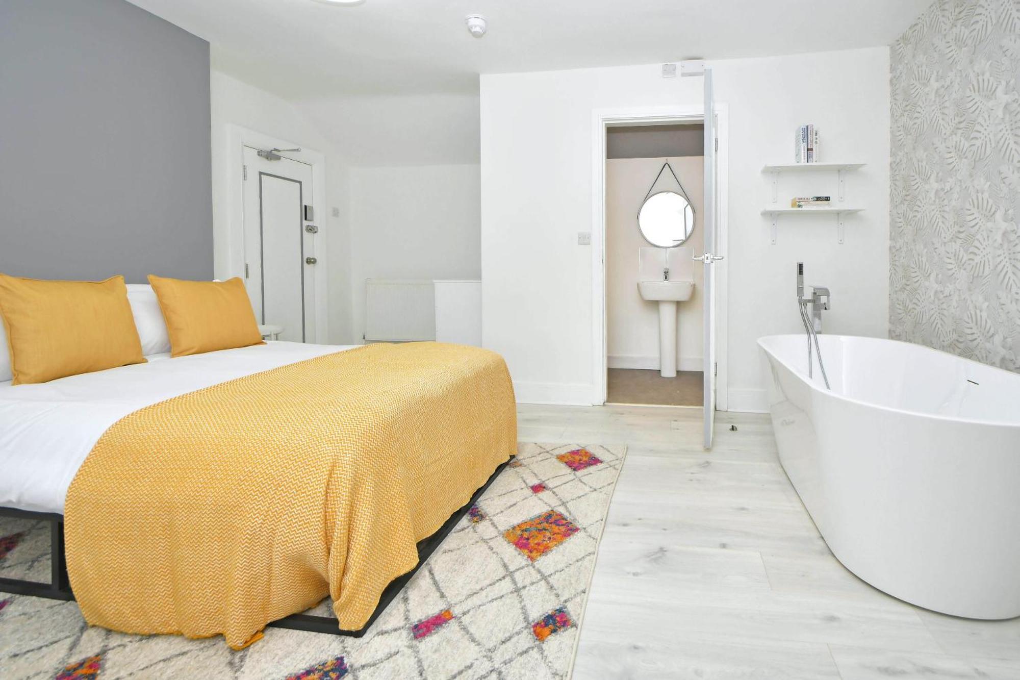 One Battison - Affordable Rooms, Suites & Studios In Stoke On Trent エクステリア 写真