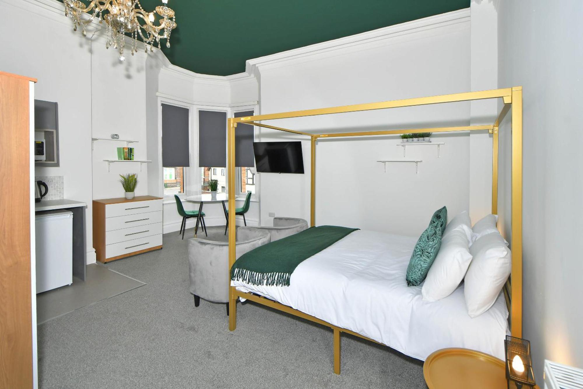 One Battison - Affordable Rooms, Suites & Studios In Stoke On Trent エクステリア 写真